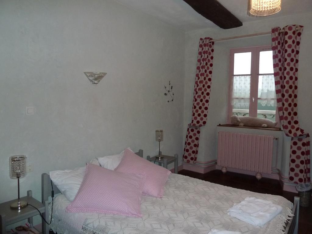 B&B L'Atelier Du Presbytere Saint-Maugan Δωμάτιο φωτογραφία